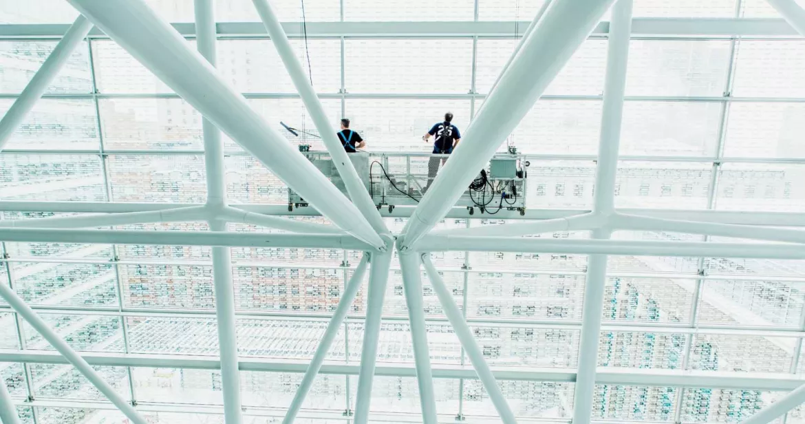 Equans Services Inc. Facility Management, window cleaning in commercial space