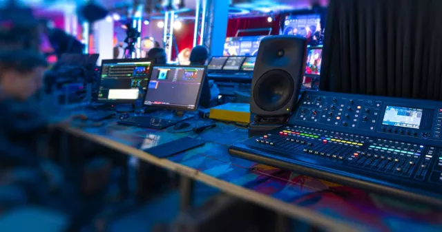 Entertainment recording studio