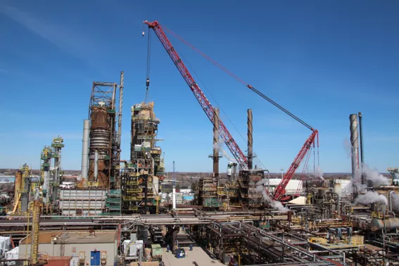 Suncor Energy Project by Gastier cranes