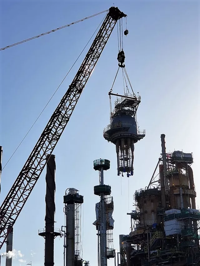 Suncor Crane Work